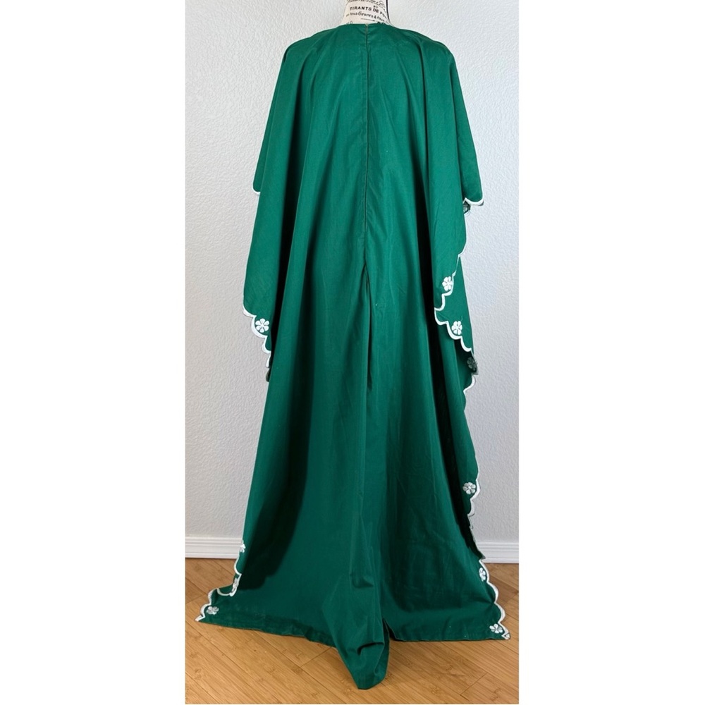 Veloso's Gift Shop NWT Vintage Green Kaftan w/ White Embroidery Coverup Dress OS - Picture 5 of 14